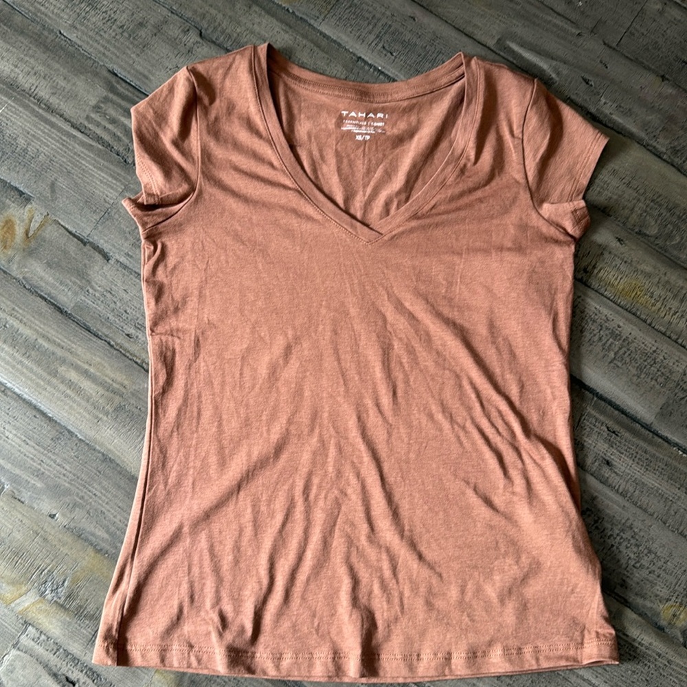 Tahari V-Neck Tee Size XS - Picture 3 of 6